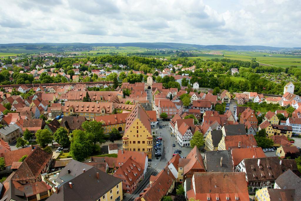 Aparthotel Donaustern Asbach-Bäumenheim Buitenkant foto