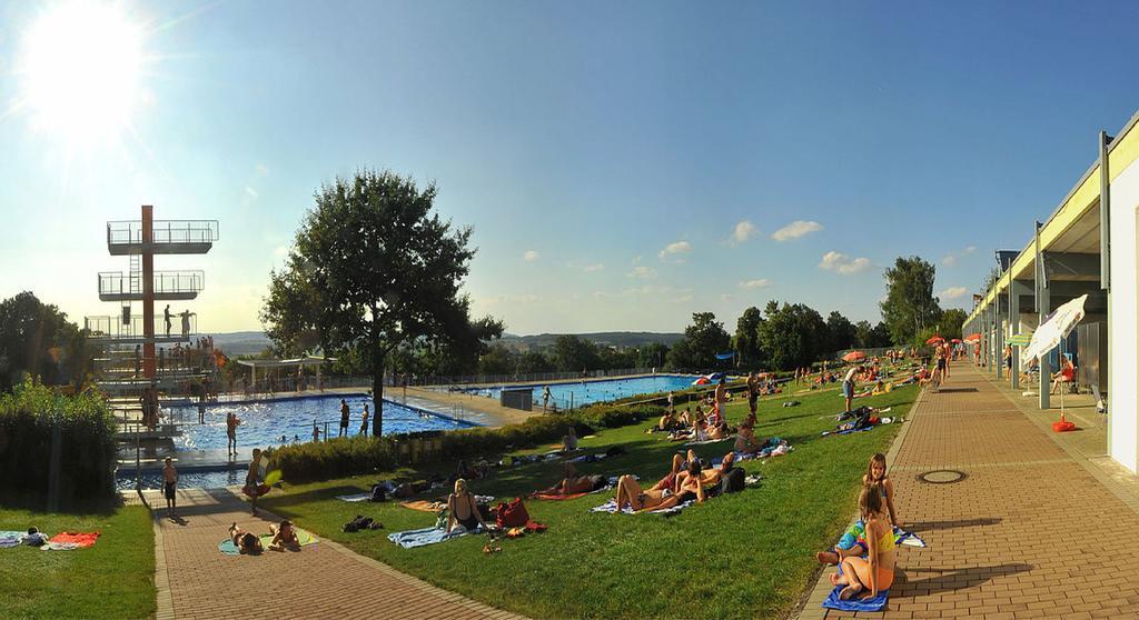 Aparthotel Donaustern Asbach-Bäumenheim Buitenkant foto